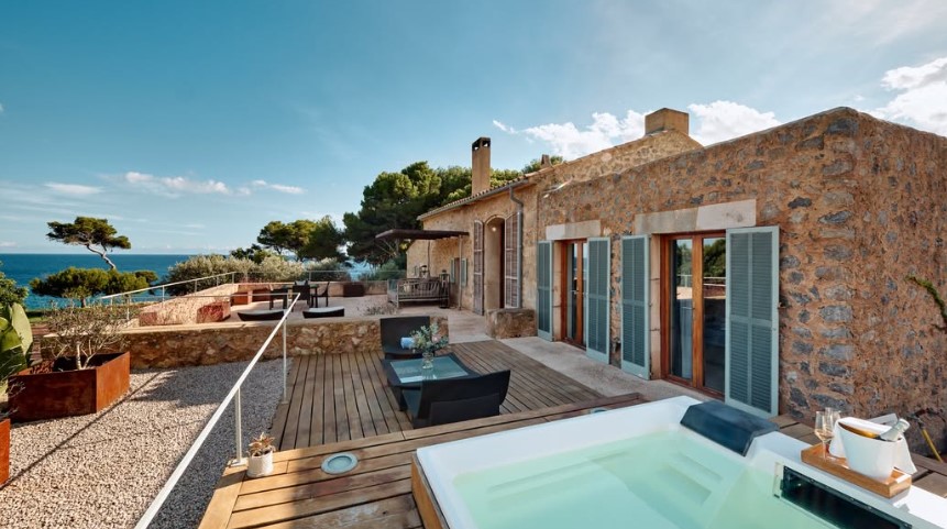 Can Simoneta, a luxury hotel in Canyamel, Mallorca