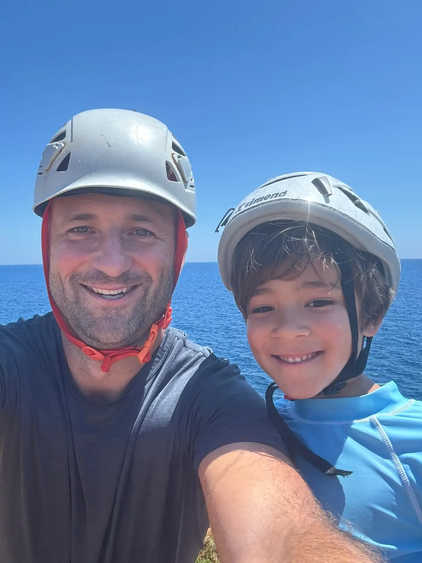 Coasteering along the Mallorca cliffs