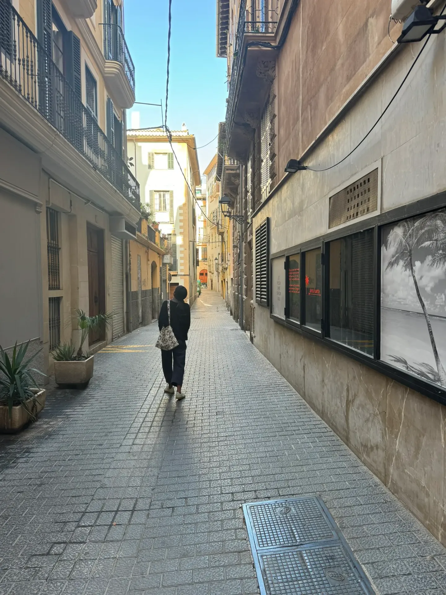 Walking through the old town in Palma de Mallorca
